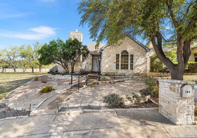 Photo 1 of Manufactured home for sale at 144 St Andrews Loop E, Kerrville, TX 78028 | MLS# 1857802 | Listing updated on 2025-11-08