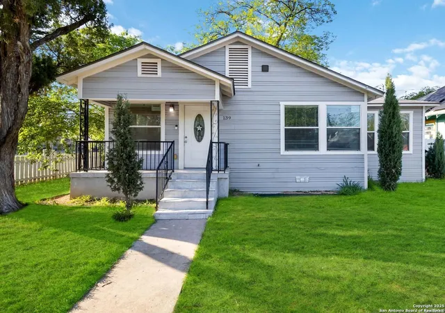 Photo 3 of Multi family home for sale at 139 Hansford St, San Antonio, TX 78210 | MLS# 1857818 | Listing updated on 2025-08-23