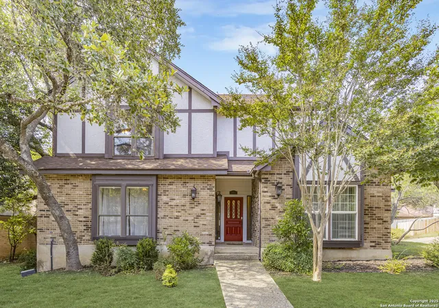 Photo 1 of Sale Pending at 1422 Vista Del Monte, San Antonio, TX 78216 | MLS# 1857825 | Listing updated on 2025-12-08