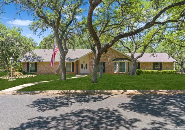 2nd image of 119 W Mossy Cup St, Shavano Park, TX 78231 | MLS# 1857836