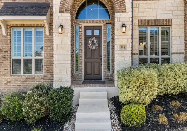 Photo 3 of Single family home for sale at 164 Catani Loop, Georgetown, TX 78628 | MLS# 1857889 | Listing updated on 2026-01-28