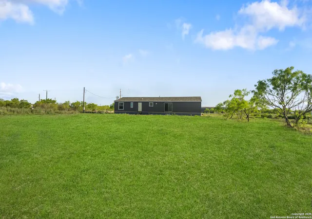 16th image of 985 Lobo, Hondo, TX 78861 | MLS# 1857994