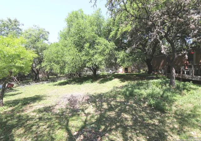 Photo 3 of Land for sale at 714 Wickford Way, Canyon Lake, TX 78133 | MLS# 1858120 | Listing updated on 2025-04-25