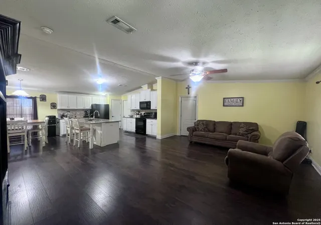Photo 3 of Sale Pending at 8990 Fm 2146, Jourdanton, TX 78026 | MLS# 1858132 | Listing updated on 2026-04-13