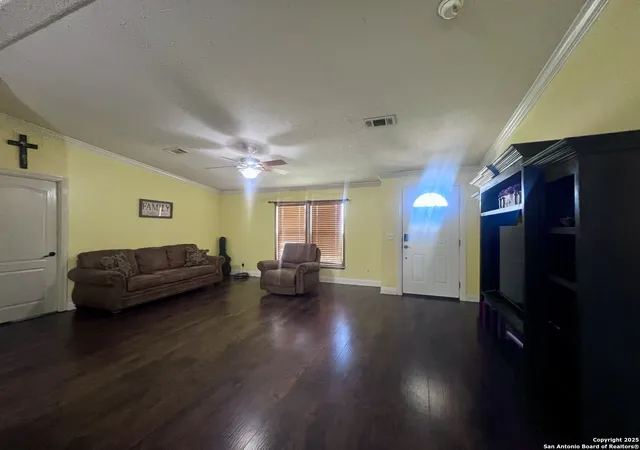 Photo 4 of Sale Pending at 8990 Fm 2146, Jourdanton, TX 78026 | MLS# 1858132 | Listing updated on 2026-04-13