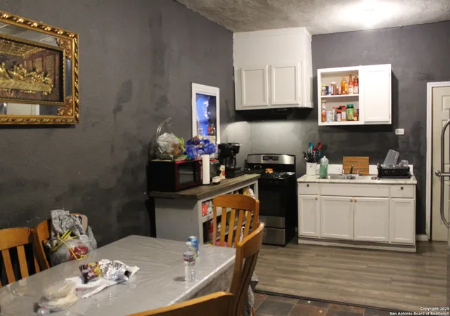 Photo 1 of Single family home for sale at 203 Forrest Ave, San Antonio, TX 78204 | MLS# 1858202 | Listing updated on 2025-09-16