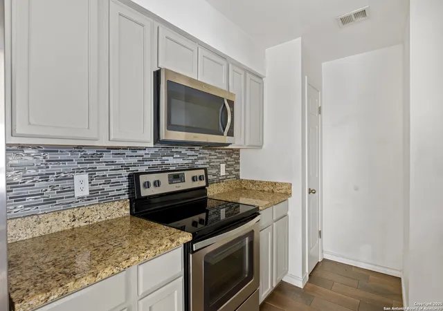 Photo 2 of Sale Pending at 11839 Parliament #724, San Antonio, TX 78216 | MLS# 1858455 | Listing updated on 2025-07-21