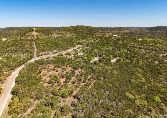 Photo 4 of Sale Pending at 1360 Mountain Breeze, Canyon Lake, TX 78133 | MLS# 1858541 | Listing updated on 2025-10-15
