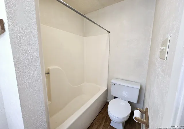2nd image of 1624 Aquarena Springs Dr, San Marcos, TX 78666