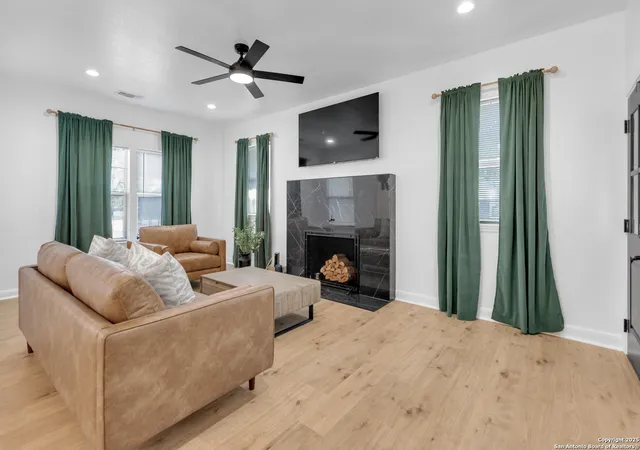 4th image of 776 Butcher, New Braunfels, TX 78130 | MLS# 1858671
