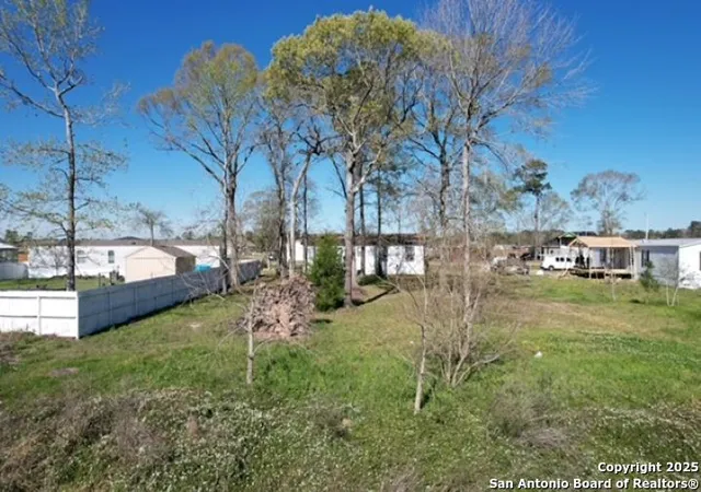 2nd image of 604 Wexford Dr, Conroe, TX 77303 | MLS# 1858879