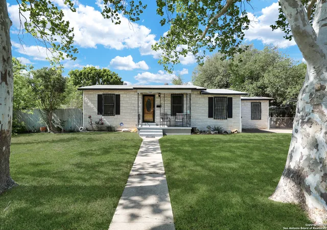 Photo 1 of Sale Pending at 234 Southway, San Antonio, TX 78225 | MLS# 1858993 | Listing updated on 2025-09-08