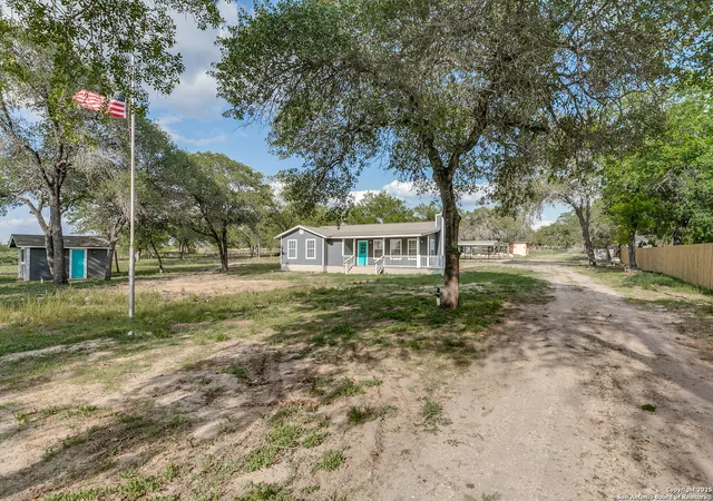 Photo 2 of Sale Pending at 25510 Sunset, San Antonio, TX 78264 | MLS# 1859040 | Listing updated on 2025-09-15