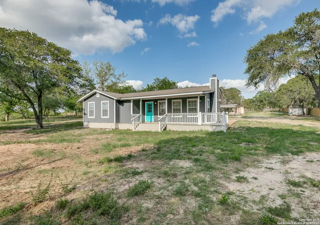 Photo 3 of Sale Pending at 25510 Sunset, San Antonio, TX 78264 | MLS# 1859040 | Listing updated on 2025-09-15
