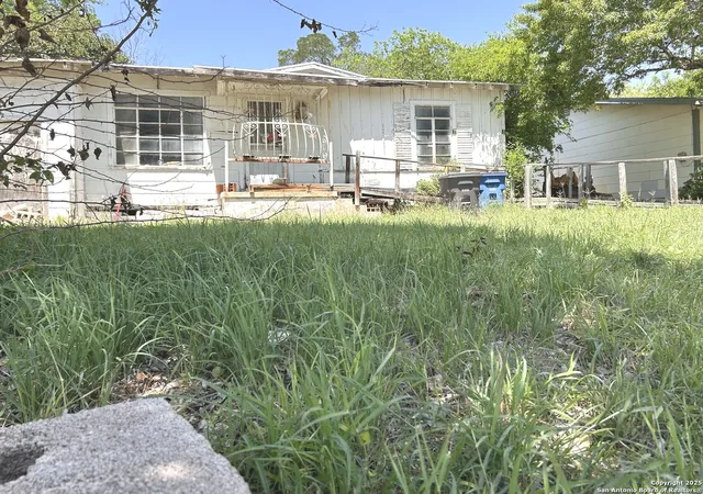 Photo 2 of Sale Pending at 1011 Shadwell, San Antonio, TX 78228 | MLS# 1859076 | Listing updated on 2026-08-03