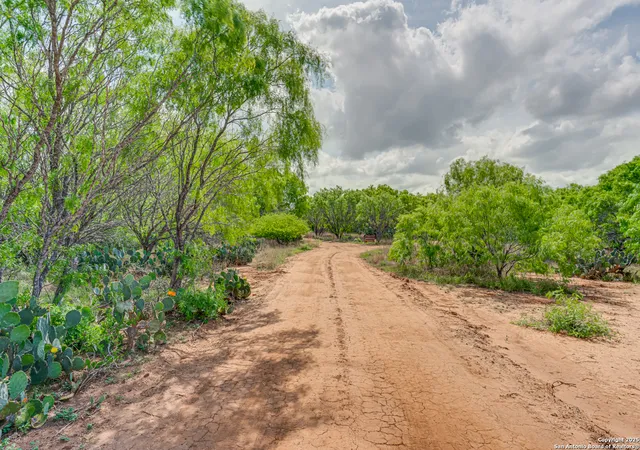 Photo 4 of Sale Pending at 551 Pr Mia, Floresville, TX 78114 | MLS# 1859129 | Listing updated on 2026-03-25