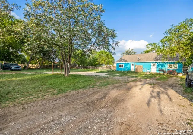 5th image of 610 Novella, Adkins, TX 78101 | MLS# 1859136