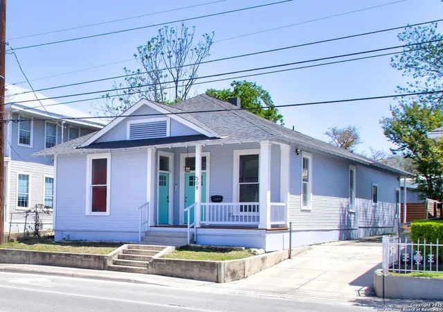 2nd image of 508 N Cherry St, San Antonio, TX 78202 | MLS# 1859313