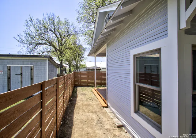 32nd image of 508 N Cherry St, San Antonio, TX 78202 | MLS# 1859313
