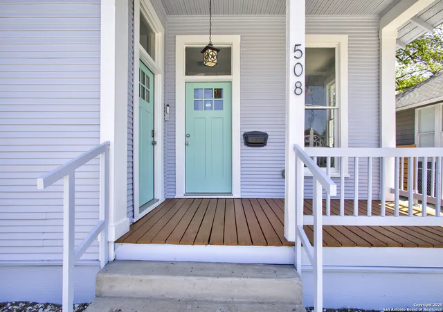 4th image of 508 N Cherry St, San Antonio, TX 78202 | MLS# 1859313