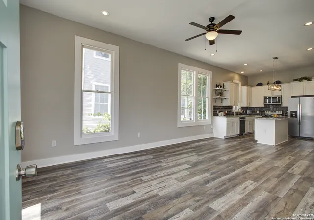 5th image of 508 N Cherry St, San Antonio, TX 78202 | MLS# 1859313