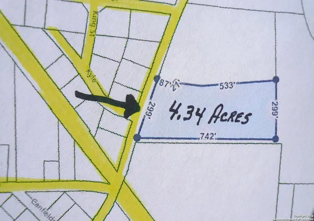Photo 3 of Land for sale at 376 Dry Hollow Rd, La Vernia, TX 78121 | MLS# 1859438 | Listing updated on 2025-05-31