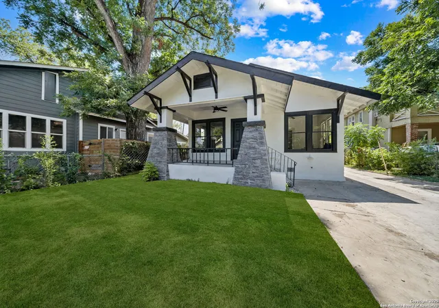 Photo 3 of Single family home for sale at 112 Haynes, San Antonio, TX 78210 | MLS# 1859486 | Listing updated on 2025-07-31