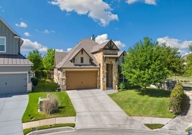 Photo 2 of Single family home for sale at 11904 Trail Hollow, Schertz, TX 78154 | MLS# 1859570 | Listing updated on 2025-10-27