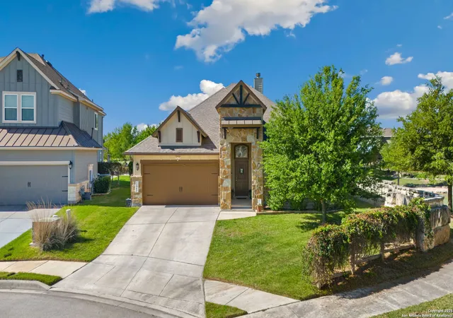 Photo 3 of Single family home for sale at 11904 Trail Hollow, Schertz, TX 78154 | MLS# 1859570 | Listing updated on 2025-10-27