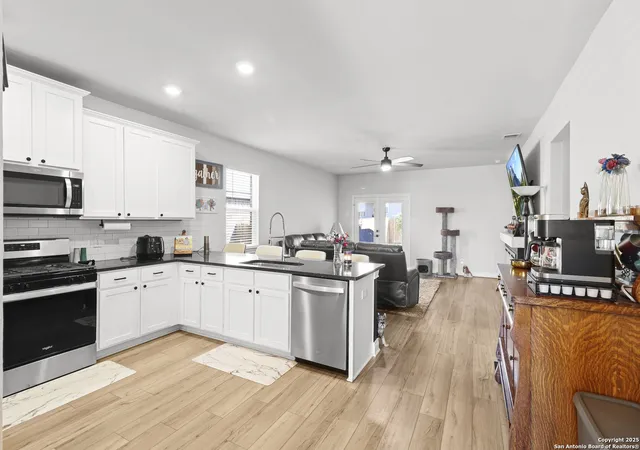 Photo 3 of Single family home for sale at 9214 Espadrille, Converse, TX 78109 | MLS# 1859576 | Listing updated on 2025-06-04