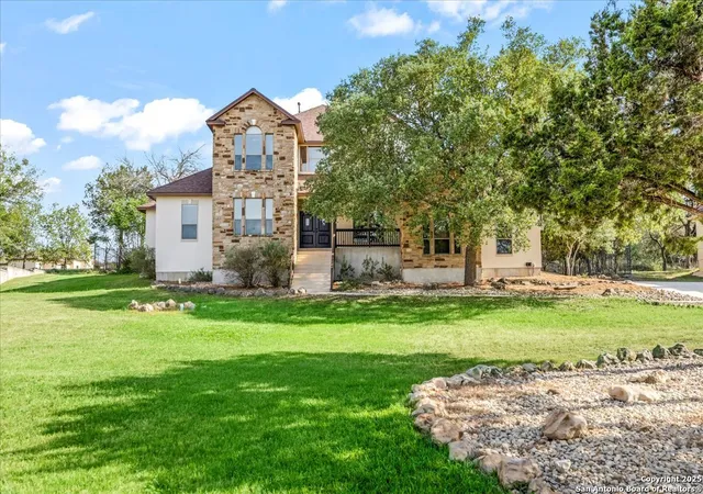 Photo 3 of Single family home for sale at 8916 Tuscan Hills, San Antonio, TX 78266 | MLS# 1859673 | Listing updated on 2025-11-05