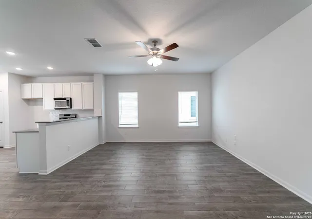 3rd image of 8811 Grey Elm, Elmendorf, TX 78112 | MLS# 1859713