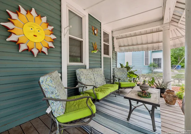 Photo 2 of Sale Pending at 1719 Interstate 35, San Antonio, TX 78208 | MLS# 1859737 | Listing updated on 2025-12-02