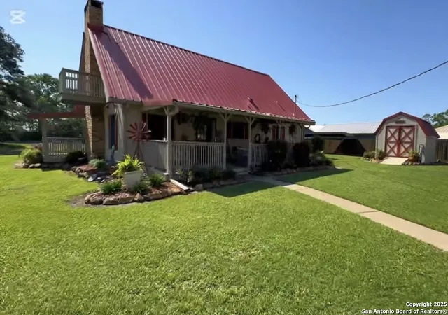 3rd image of 114 Cr 4808, Broaddus, TX 75929 | MLS# 1859822