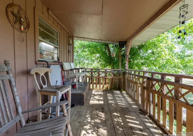 Photo 3 of Single family home for sale at 231 Signal Hill, Seguin, TX 78155 | MLS# 1859883 | Listing updated on 2025-09-12
