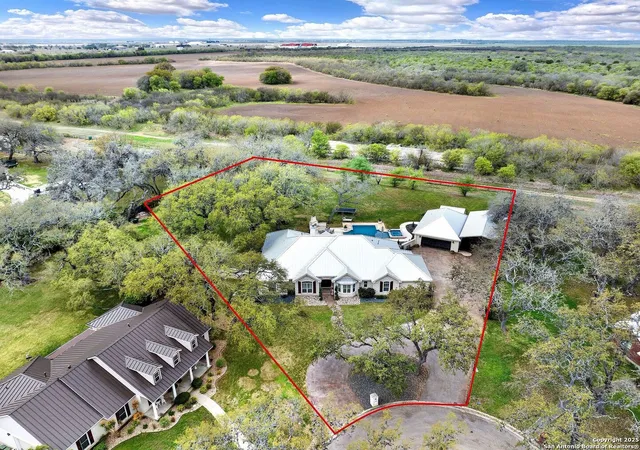 1st image of 1409 Woodland Ct, Hondo, TX 78861 | MLS# 1859916