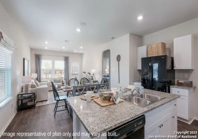 3rd image of 152 Sabine Gull, San Antonio, TX 78253 | MLS# 1859950
