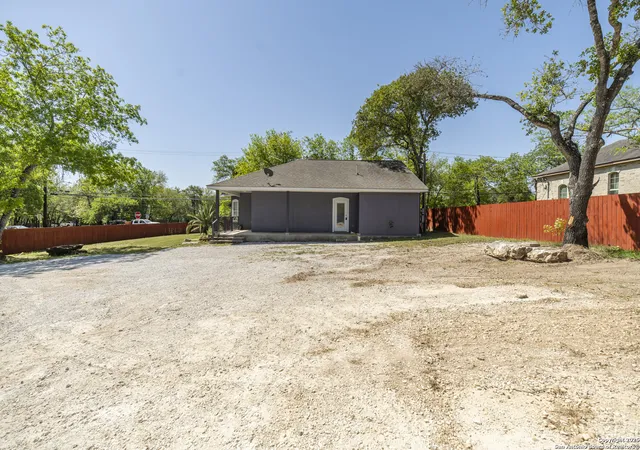 36th image of 3723 Waterwood Pass, Elmendorf, TX 78112 | MLS# 1860240