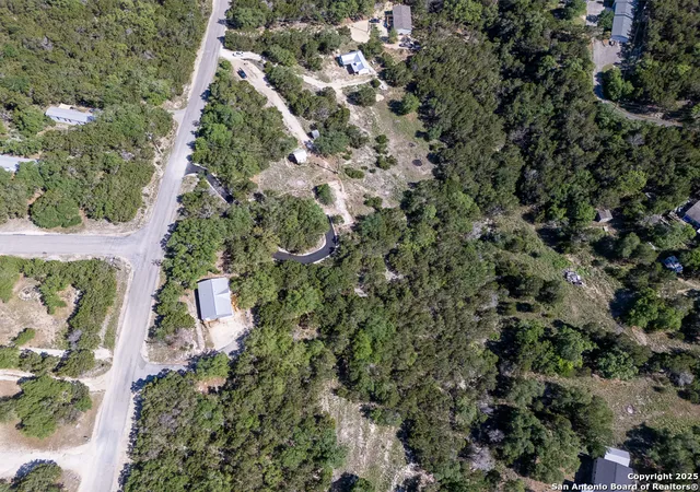 Photo 4 of Sale Pending at 6595 Chimney Rock, Canyon Lake, TX 78133 | MLS# 1860261 | Listing updated on 2026-05-06