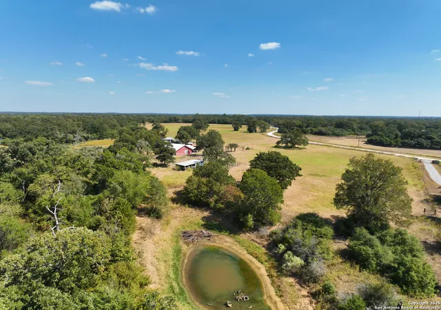 Photo 1 of Single family home for sale at 13712 Cr 469, Lampasas, TX 77871 | MLS# 1860270 | Listing updated on 2025-10-24