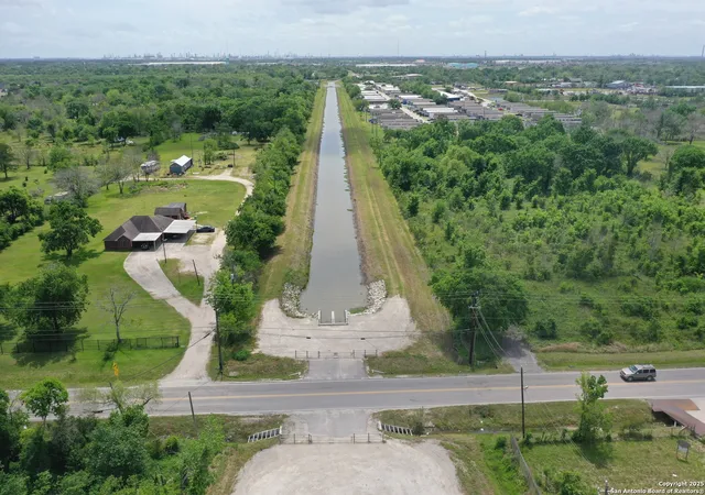 Photo 3 of Land for sale at Tbd Daffodil, Lampasas, TX 77562 | MLS# 1860354 | Listing updated on 2025-10-14
