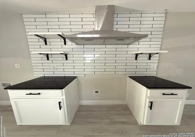 Photo 4 of Single family home for sale at 2327 Clower, San Antonio, TX 78201 | MLS# 1860366 | Listing updated on 2025-05-16