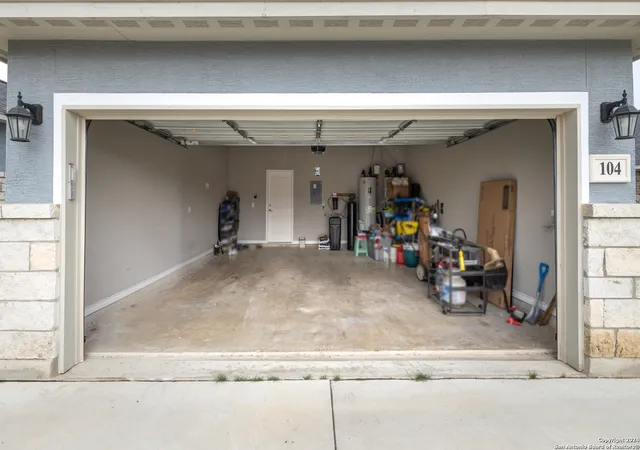 35th image of 104 Fairway Dr, Floresville, TX 78114 | MLS# 1860468