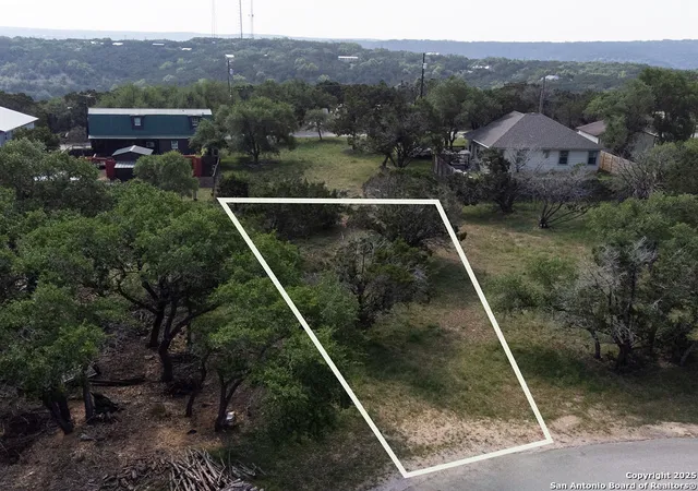 Homes for sale in Canyon Lake, TX | 1009 Deerwood, Canyon Lake, TX 78133 | MLS# 1860497