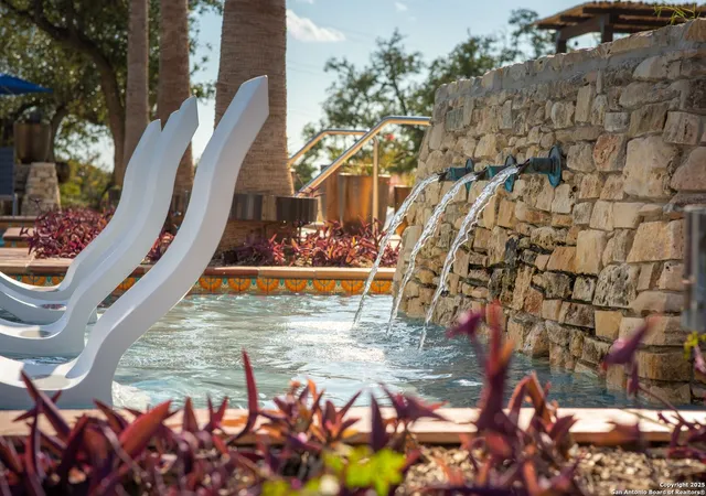 Photo 3 of Single family home for sale at 119 Carino Cove, Boerne, TX 78006 | MLS# 1860500 | Listing updated on 2025-08-16