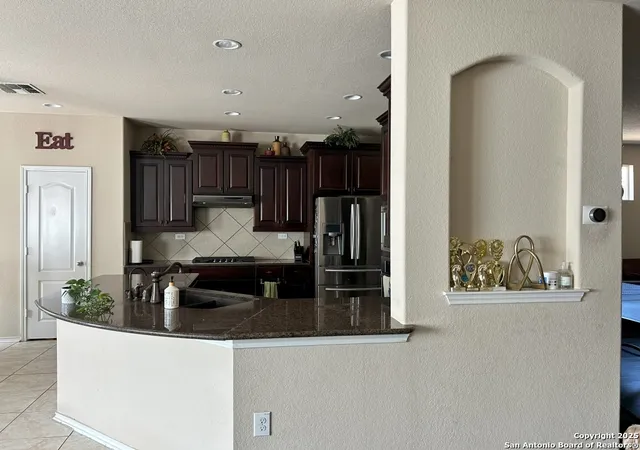 Photo 4 of Single family home for sale at 4034 Calle De Cobre, San Antonio, TX 78257 | MLS# 1860577 | Listing updated on 2025-05-04