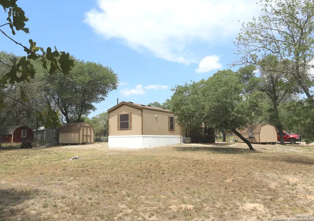 Photo 1 of Manufactured home for sale at 337 Lost Springs, Floresville, TX 78114 | MLS# 1860589 | Listing updated on 2025-10-01
