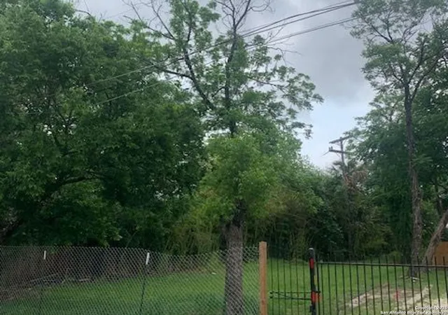 Photo 3 of Land for sale at 318 Trail Street, San Antonio, TX 78212 | MLS# 1860650 | Listing updated on 2025-09-05