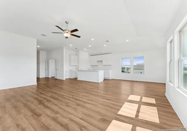 Photo 4 of Sale Pending at 21138 Jordans Ranch Way, San Antonio, TX 78264 | MLS# 1860668 | Listing updated on 2025-10-27