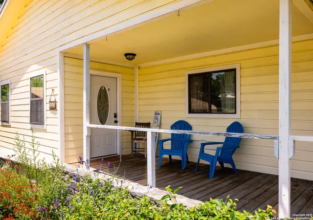 Photo 1 of Single family home for sale at 904 State Hwy 173, Bandera, TX 78003 | MLS# 1860680 | Listing updated on 2026-09-25